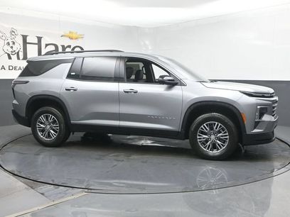 New 2027 Chevrolet Traverse LT w/ Driver Confidence Package