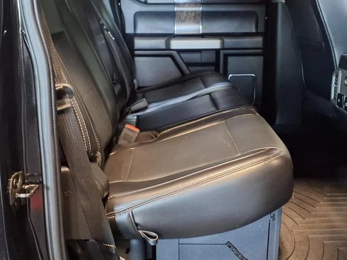 Used 2019 Ford F250 Lariat w/ Lariat Value Package AWD/4WD image 10