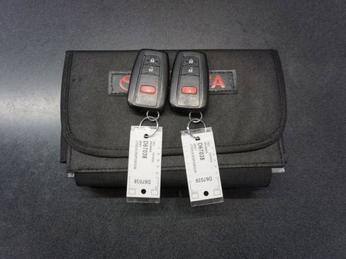 Used 2023 Toyota 4Runner SR5 image 17