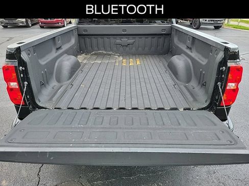 Used 2017 Chevrolet Silverado 1500 LT w/ Midnight Edition AWD/4WD image 9