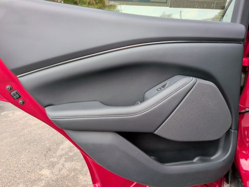 Used 2022 Ford Mustang Mach-E Select w/ Comfort/Technology Package image 39