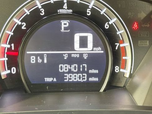 Used 2019 Honda CR-V LX image 16