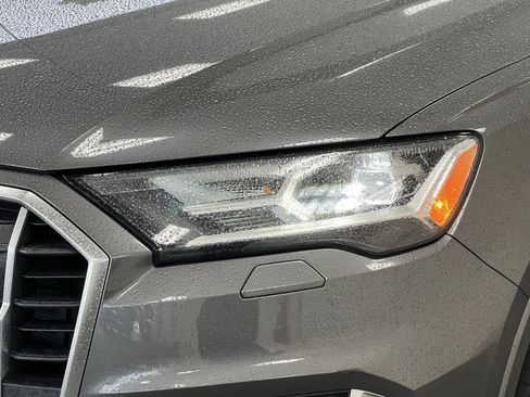 Used 2023 Audi Q7 2.0T Premium Plus w/ Premium Plus Package AWD/4WD image 7