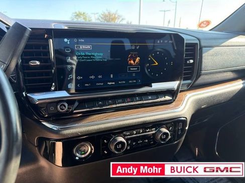 Used 2024 Chevrolet Silverado 1500 LT AWD/4WD image 29
