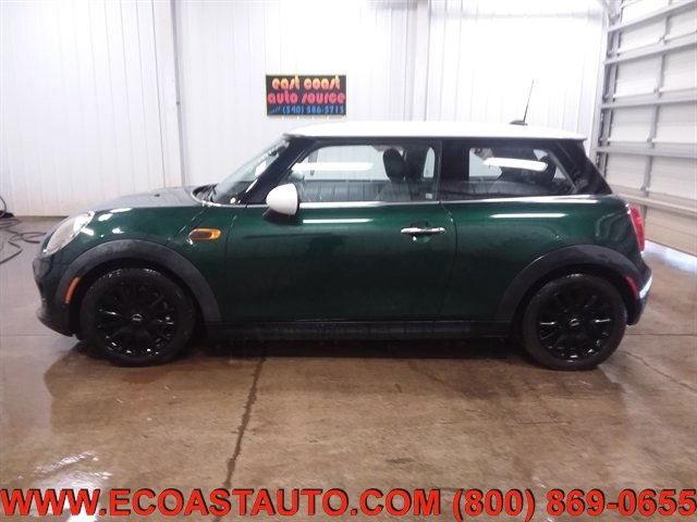 Used 2017 MINI Cooper 2-Door Hardtop FWD image 5