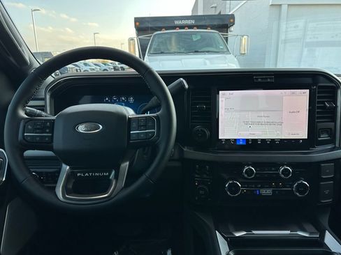 New 2026 Ford F350 Platinum w/ FX4 Off-Road Package image 40