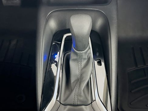 Used 2023 Toyota Corolla LE image 23