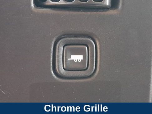 Used 2025 Chevrolet Express 2500 w/ Driver Convenience Package RWD image 13