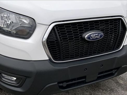 Used 2024 Ford Transit 250 Low Roof w/ Exterior Upgrade Package image 26