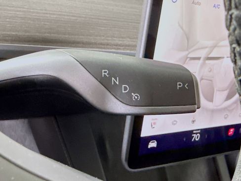 Used 2023 Tesla Model Y Long Range image 10