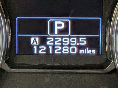 Used 2015 Subaru Crosstrek 2.0i Limited image 17