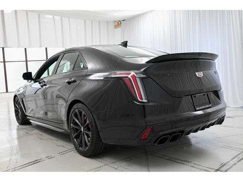 Certified 2025 Cadillac CT4 V Blackwing w/ Technology Package image 4