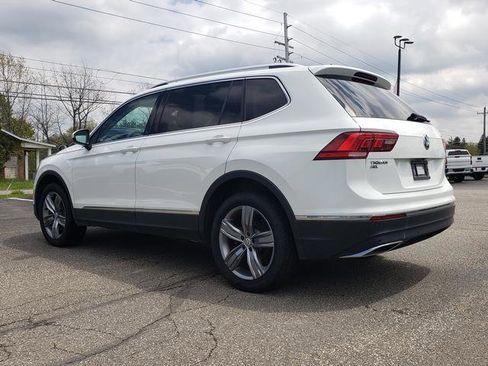 Used 2020 Volkswagen Tiguan SEL AWD/4WD image 6