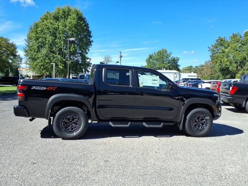 New 2026 Nissan Frontier PRO-4X w/ Pro-4x Convenience Package image 10