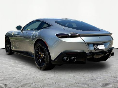 Used 2023 Ferrari Roma RWD image 8
