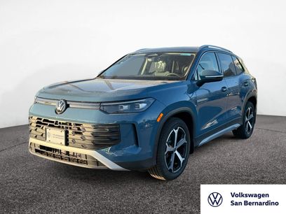 New 2025 Volkswagen Tiguan SE