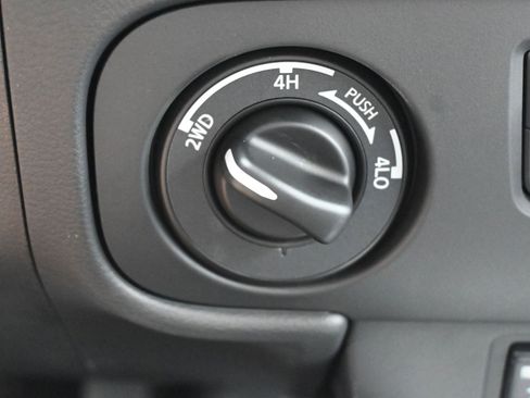 New 2026 Nissan Frontier SV w/ SV Convenience Package image 20