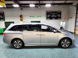 Used 2016 Honda Odyssey Touring Elite image 5