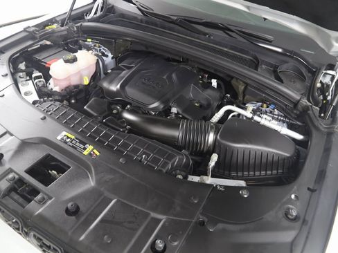 Used 2024 Jeep Grand Cherokee L Summit w/ High Altitude Package image 22