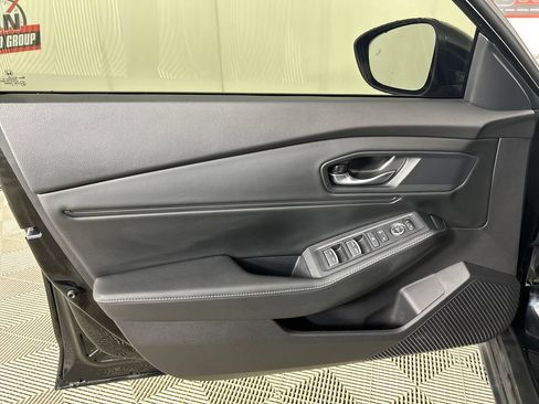Used 2025 Honda Accord Sport image 10