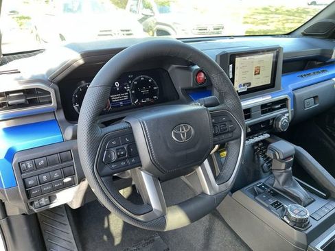 New 2025 Toyota Tacoma TRD Off-Road image 15