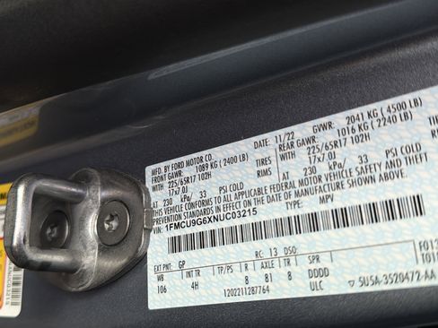 Used 2022 Ford Escape SE w/ Cold Weather Package image 22