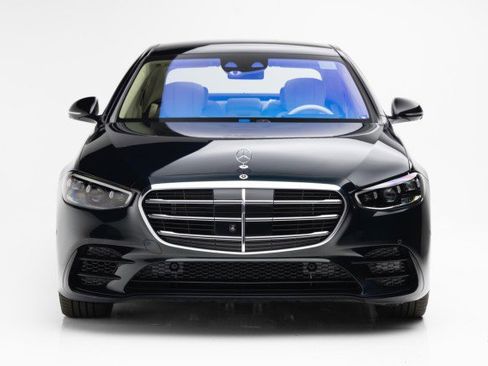 Used 2022 Mercedes-Benz S 580 4MATIC Sedan image 5