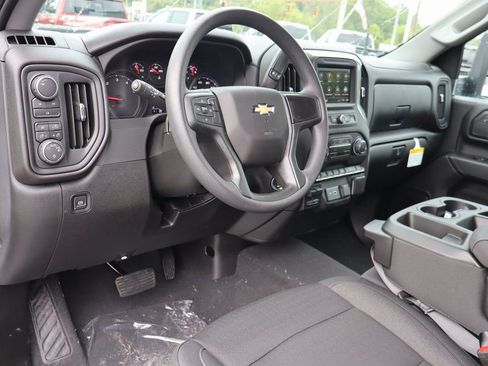 New 2025 Chevrolet Silverado 2500 Custom w/ Custom Value Package AWD/4WD image 6