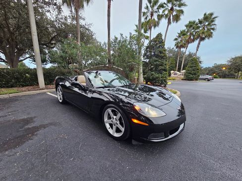 Used 2006 Chevrolet Corvette Convertible w/ Preferred Equipment Group image 4