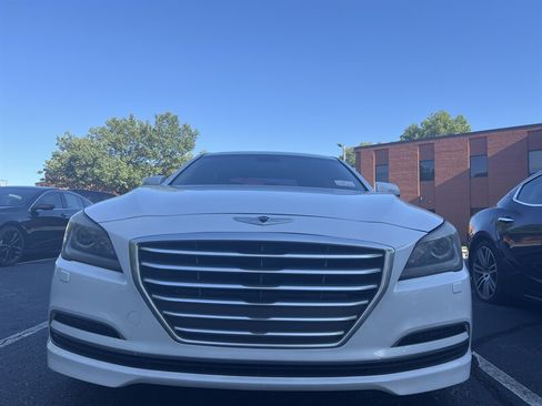Used 2016 Hyundai Genesis 3.8 AWD/4WD image 2