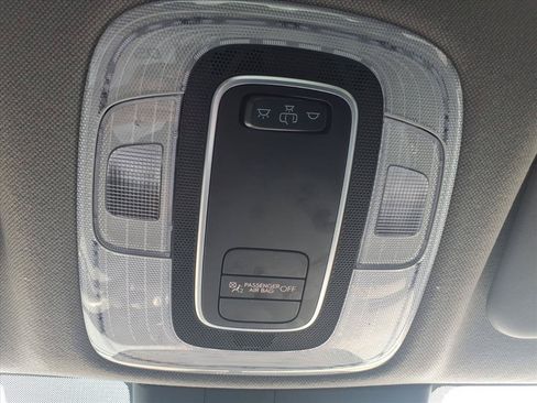 Used 2025 Hyundai Elantra Sport FWD image 27