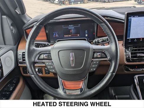 Used 2024 Lincoln Navigator L Reserve AWD/4WD image 12