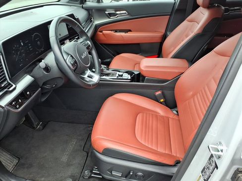 Used 2025 Kia Sportage SX FWD image 10