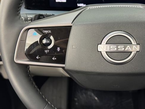 Used 2025 Nissan Murano Platinum image 22