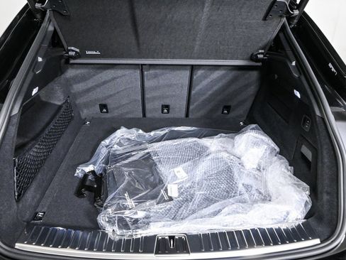 Certified 2025 Porsche Cayenne Coupe image 34