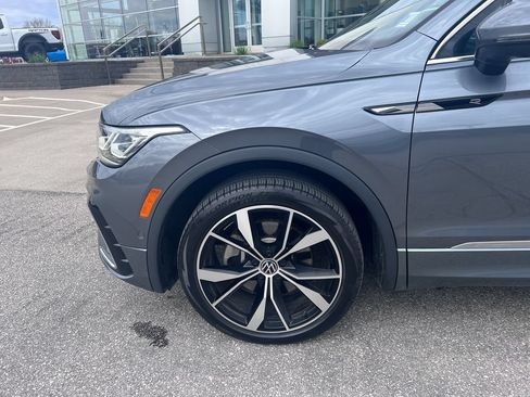 Used 2022 Volkswagen Tiguan SEL R-Line AWD/4WD image 33
