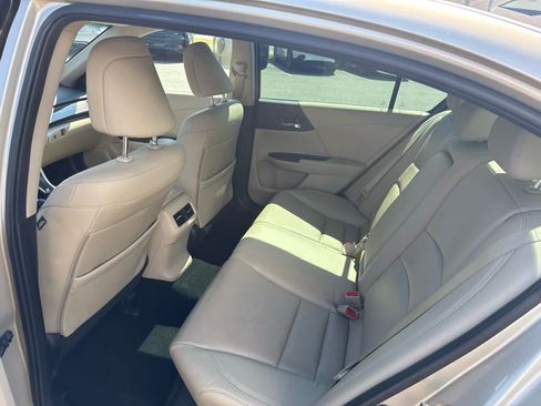 Used 2017 Honda Accord EX-L image 15