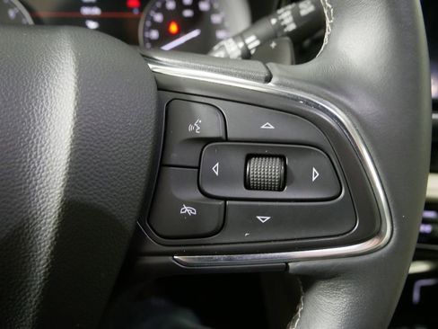 Used 2023 Buick Envision Avenir image 26