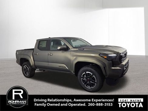 New 2026 Toyota Tacoma TRD Sport AWD/4WD image 5