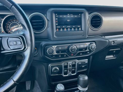 Used 2021 Jeep Gladiator Sport AWD/4WD image 14
