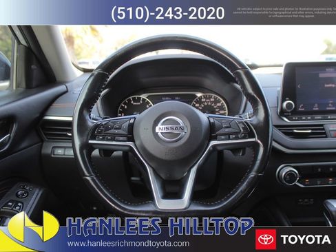 Used 2019 Nissan Altima 2.5 SR image 17