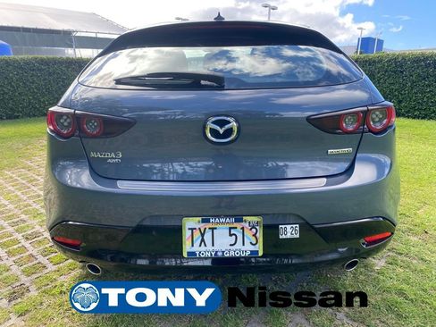 Used 2019 MAZDA MAZDA3 AWD Hatchback w/ Premium Pkg image 6