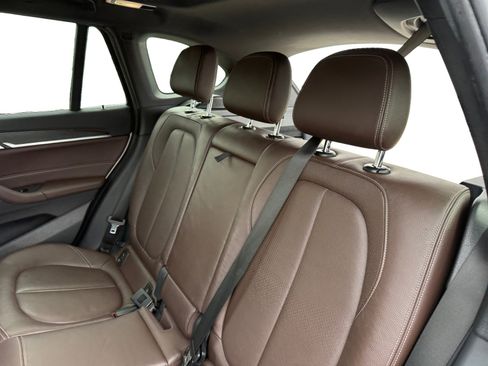 Used 2017 BMW X1 xDrive28i image 16
