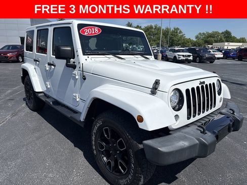 Used 2018 Jeep Wrangler Unlimited Sahara AWD/4WD image 30