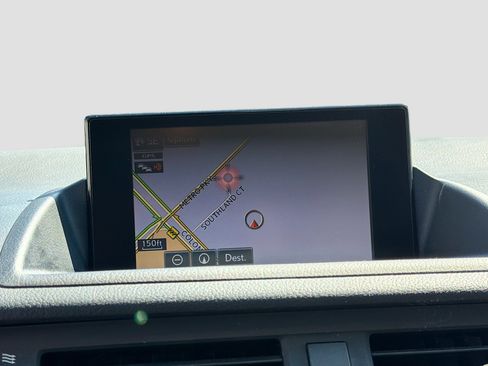 Used 2015 Lexus CT 200h image 28