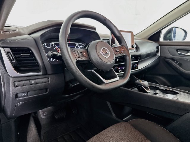 Used 2021 Nissan Rogue SV FWD image 20