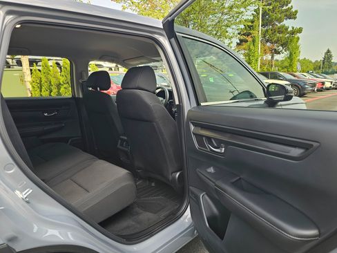 Certified 2025 Honda CR-V LX image 15