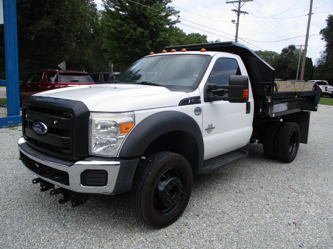 Used 2016 Ford F550 4x4 Regular Cab Super Duty w/ Power Equipment Group image 1