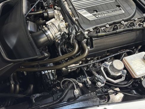 Used 2016 Chevrolet Corvette Z06 w/ 2LZ Preferred Equipment Group RWD image 28