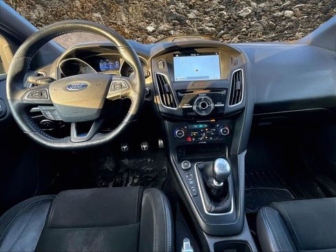 Used 2017 Ford Focus RS image 14